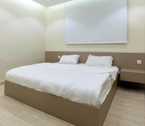 Vasaló/vasalódeszka és ingyenes wifi