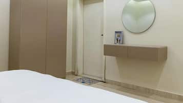 Iron/ironing board, free WiFi