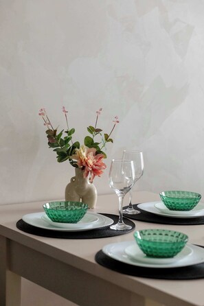 Dining - Art Lake 3.7 | Mielno | Elegant Apartment | Pool | A/C (Mielno)