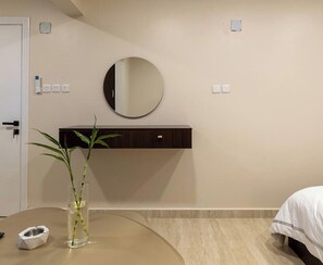 Tabla de planchar con plancha y wifi gratis