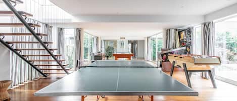 Spielezimmer