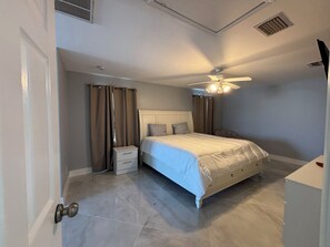 3 habitaciones, tabla de planchar con plancha y wifi gratis 