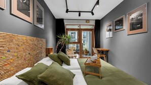 Desk, iron/ironing board, WiFi, bed sheets - Muranów 14th Floor Apt - 62m2, Parking, Balcony - by Rentujemy (Warszawa)