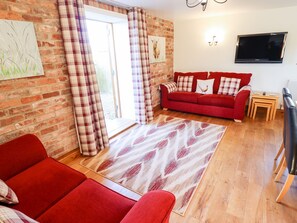 Living area - The Mill House (Louth)