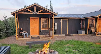 Relaxing fun bunk house 1