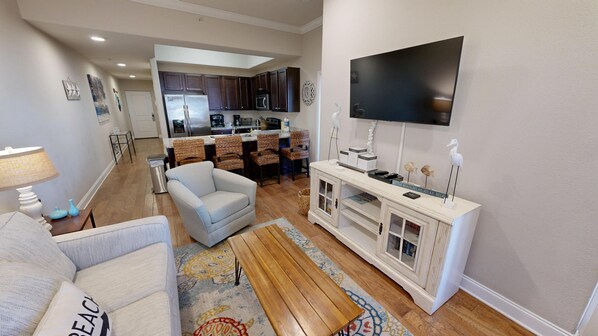 Living Room - Gorgeous Alerio 103E with Beach Service (Miramar Beach)