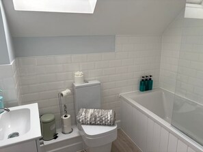 Hårføner og håndklær