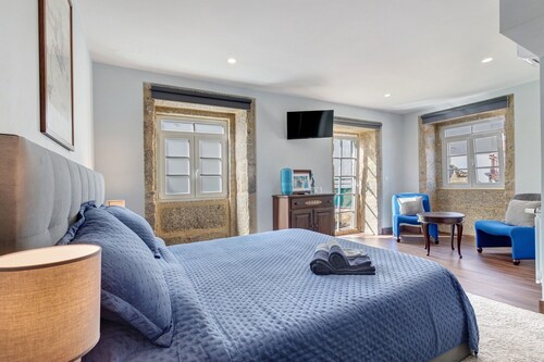 Holiday Home 'Casa Do Forno' with Mountain View, Wi-Fi & Air Conditioning