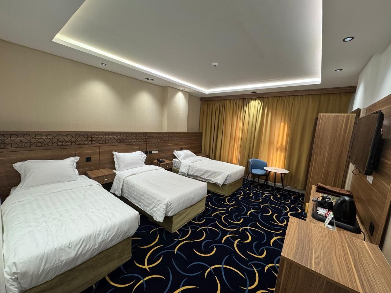 Comfort-Dreibettzimmer, Bergblick