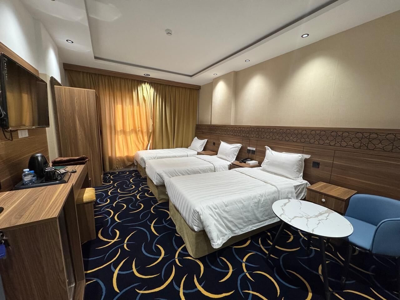 Comfort-Dreibettzimmer, Bergblick