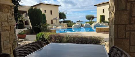 Appartement, 2 chambres, patio, vue océan | Piscine