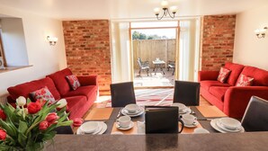Interior - The Granary (Louth)