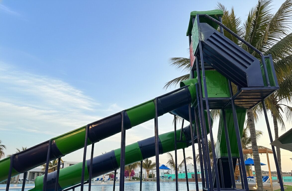 3 outdoor pools