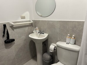 House, 3 Bedrooms | Bathroom - Blue Villas by Host Ecuador (Santa Elena)