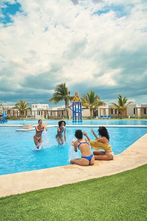 3 piscinas al aire libre