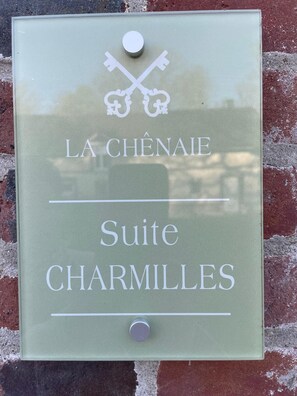 Miscellaneous - Les Charmilles - A romantic and luminous escape (Gien)