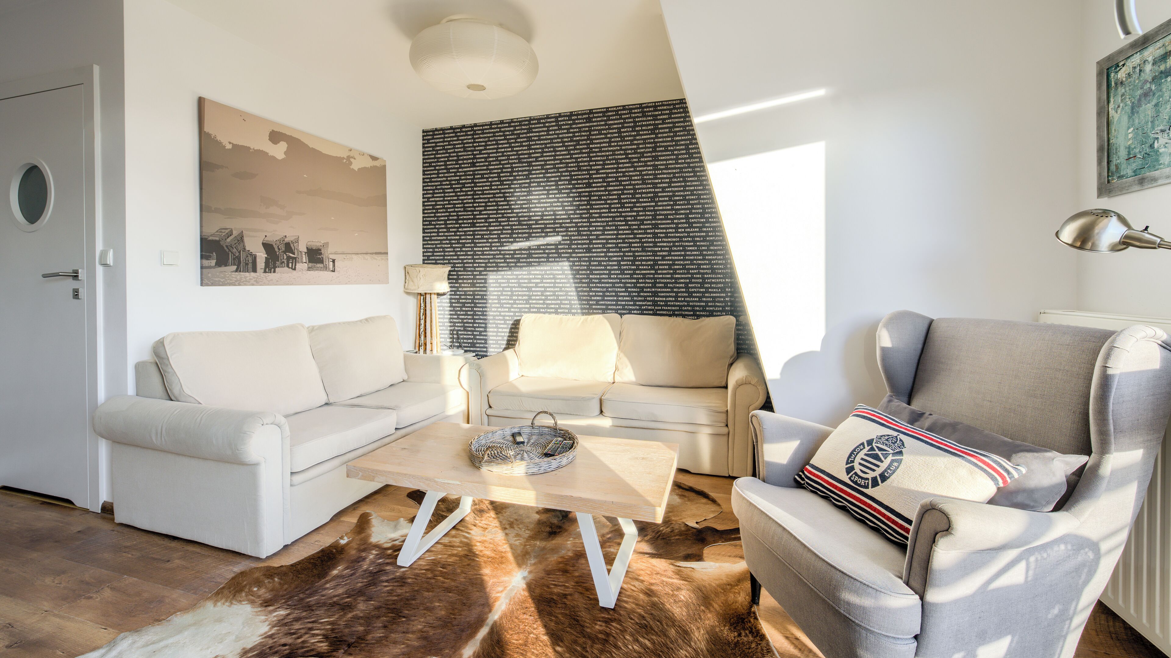 Apartment (50) | Wohnbereich | Flachbildfernseher