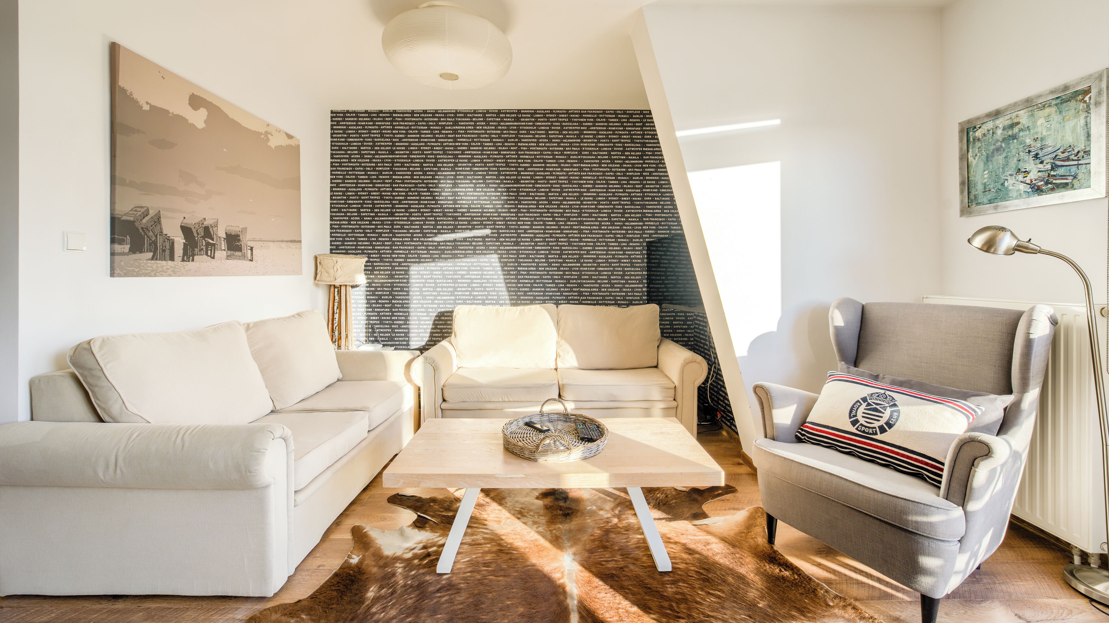 Apartment (50) | Wohnbereich | Flachbildfernseher