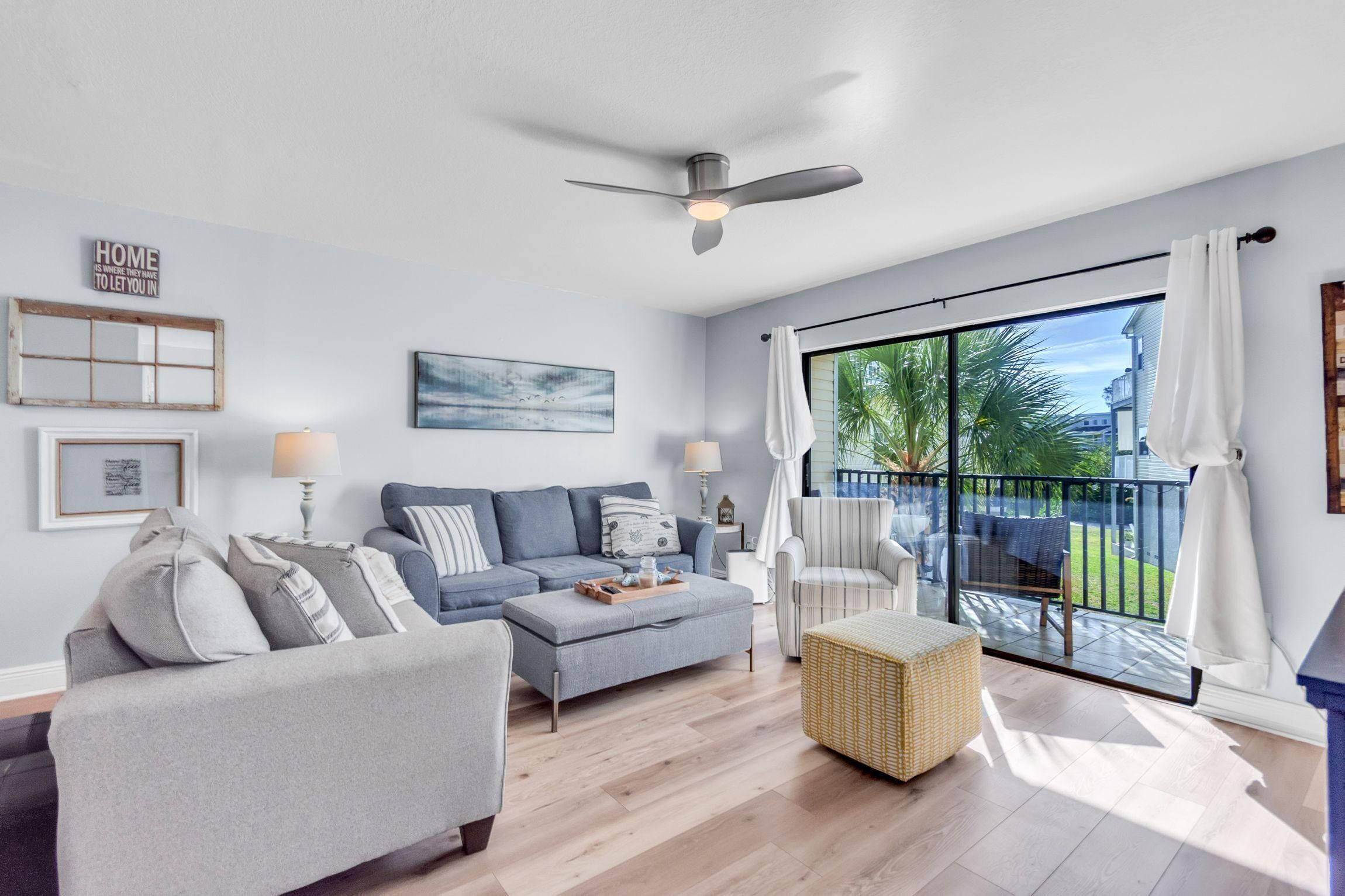 別墅, 多張床 (Bayview Villas 121 - Bayview Shores) | 起居區