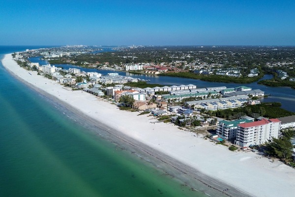 Villa, Multiple Beds (Bayview Villas - Bayview Shores) | Beach