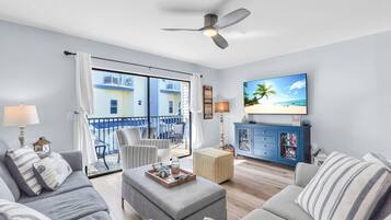 Villa, Multiple Beds (Bayview Villas 121 - Bayview Shores) | Living area
