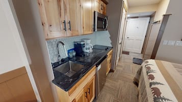 Fridge, microwave, coffee/tea maker