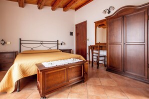 Standard Double Room | Free WiFi, bed sheets - Dimora La Vignazza Agri Resort (Noto)