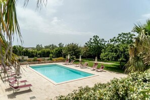 Deluxe Double Room, Pool View | Pool - AGRITURISMO LA VIGNAZZA (Pachino)