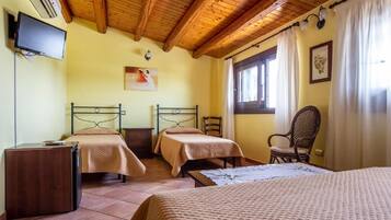 Quadrupla Classic, vista giardino | Wi-Fi gratuito