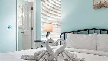 2 bedrooms, iron/ironing board, free WiFi, bed sheets