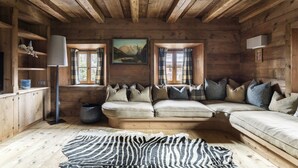 TV - Chalet Greis by My Villa Collection (Cortina d'Ampezzo)