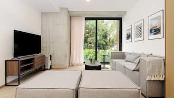 Sullivan 213 | Living area