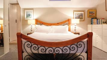 Cottage | 5 bedrooms, individually decorated, individually furnished, free WiFi