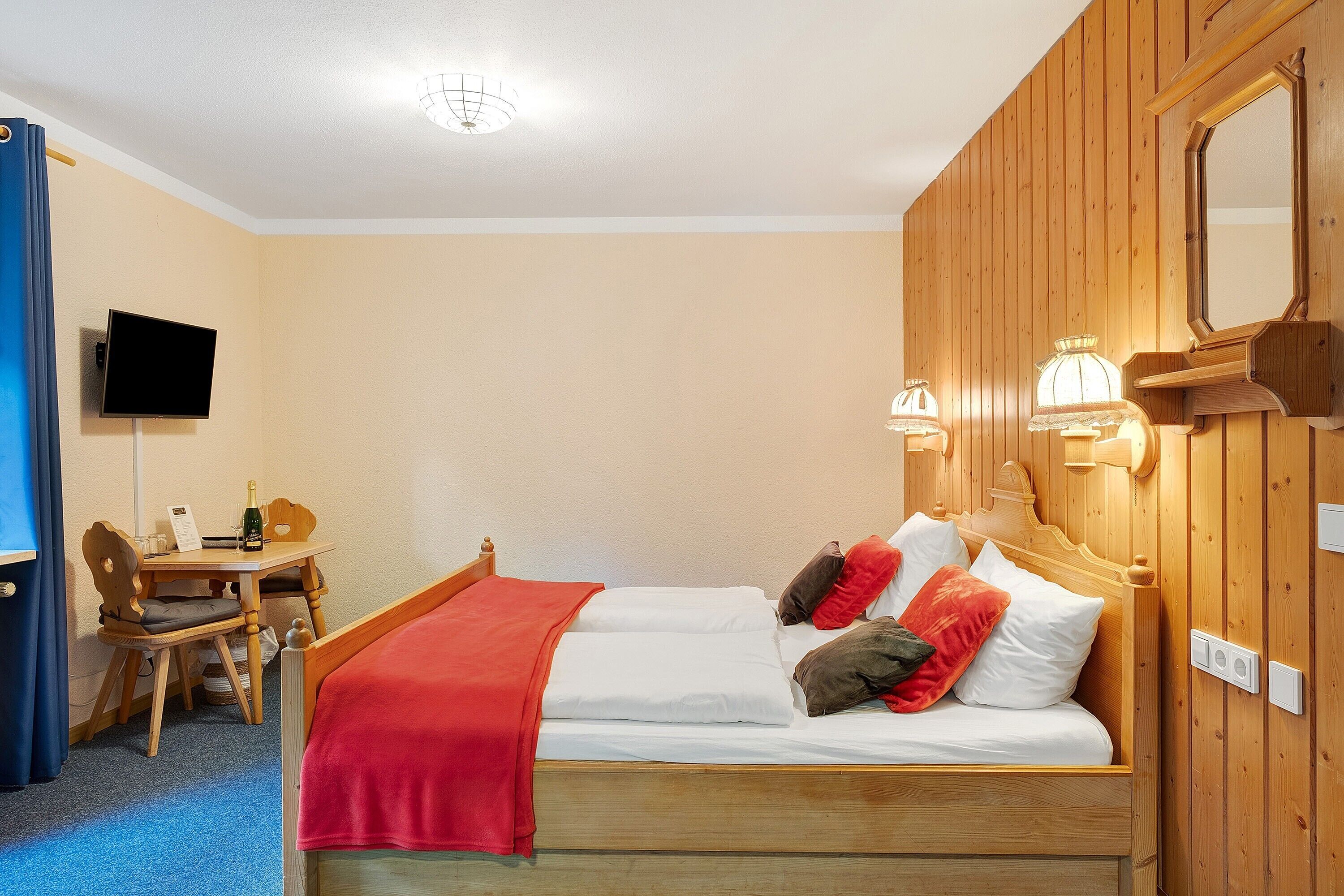 WiFi, bed sheets