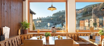 Room 'Doppelzimmer Standard 23' with Mountain View and Wi-Fi