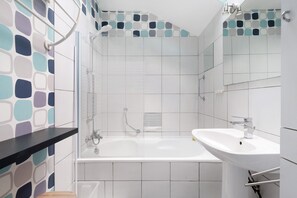 Een douche, een haardroger
