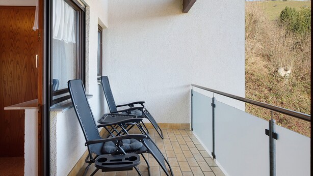 Unclassified image, 1 of 32, button - Room 'Doppelzimmer Superieur 21' with Mountain View, Balcony and Wi-Fi (Wieden)