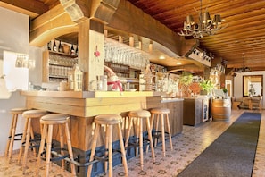 Bar (in der Unterkunft)