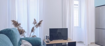 Stylish One-Bedroom Apartment in Prime Central Location