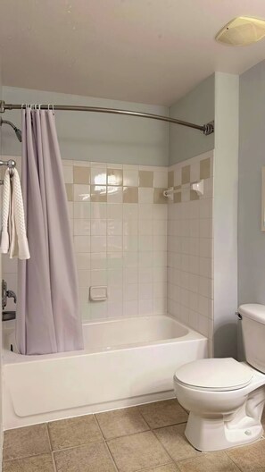 Hair dryer, towels - Runaway Beach Club 1 Bd Villa (LRW 17101) (Kissimmee)