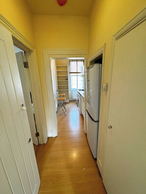 Interior - Stockwell Central Apartment C (London)