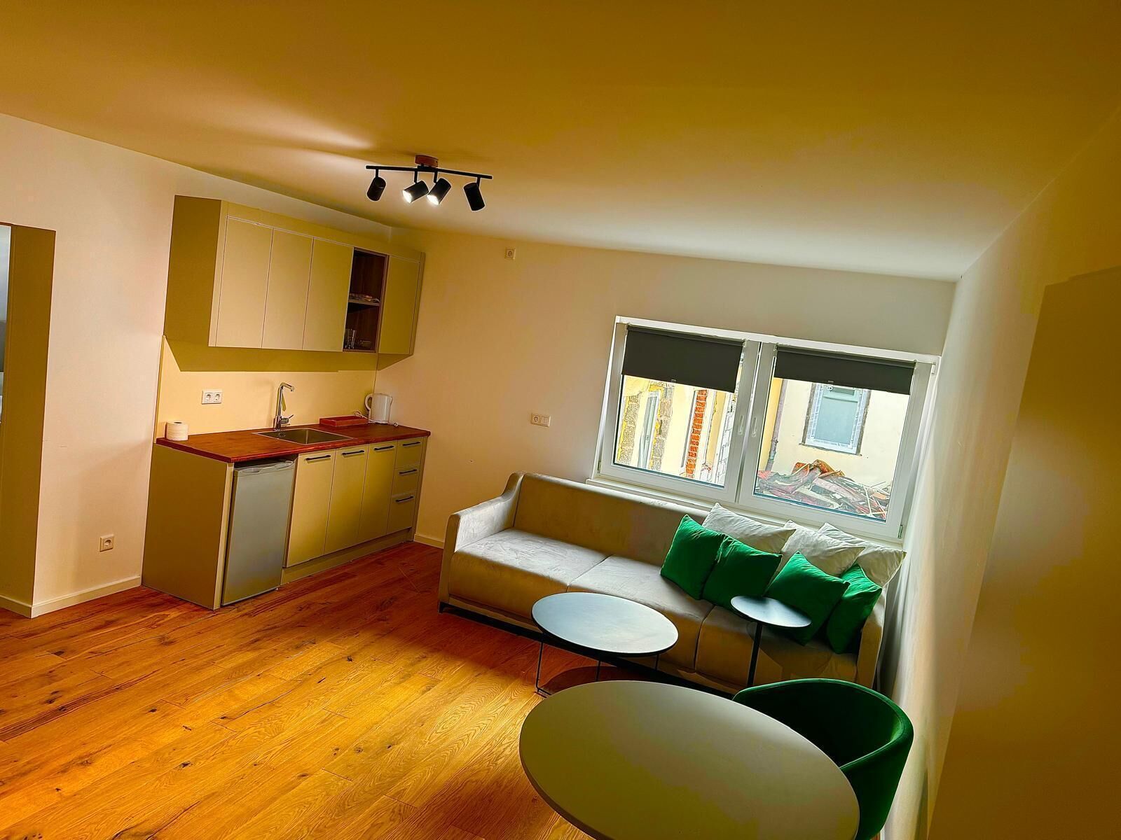 Suite, vista al patio | Alimentos y bebidas