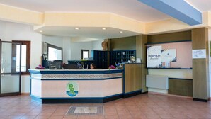 Lobby - Aura Club Porto Rhoca (Squillace)