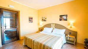 Basic Double Room | Desk, laptop workspace - Aura Club Porto Rhoca (Squillace)