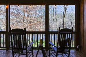 Interior - The Cabin On Lake Buckhorn | Ellijay, GA (Ellijay)