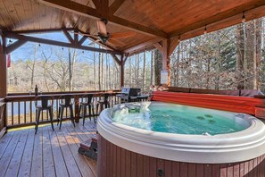 Terrace/patio - The Cabin On Lake Buckhorn | Ellijay, GA (Ellijay)