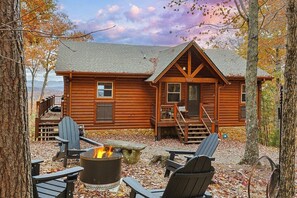 Terrace/patio - Panoramic Ridge  | Morganton, GA (Morganton)