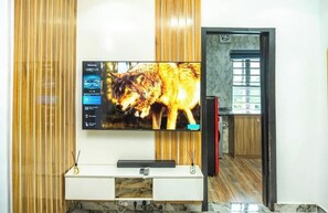 Interior - 2-BR-Apt With Amazing Views, Stable AC + Starlink WiFi & 247PWR (Lagos)