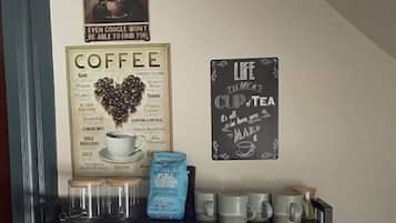 Deluxe-Dreibettzimmer, Meerblick | Innenbereich