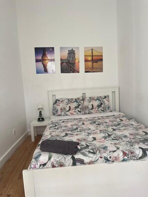Basic Double Room | Free WiFi - BANG BANG (Lisboa)